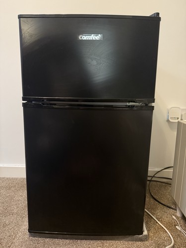 Comfee 87l fridge freezer - comfee',