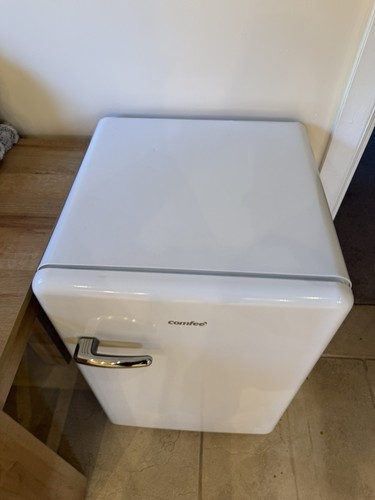 Comfee fridge - comfee',
