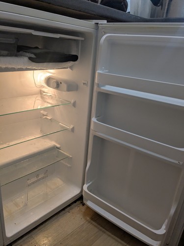 Comfee refigerator - comfee,